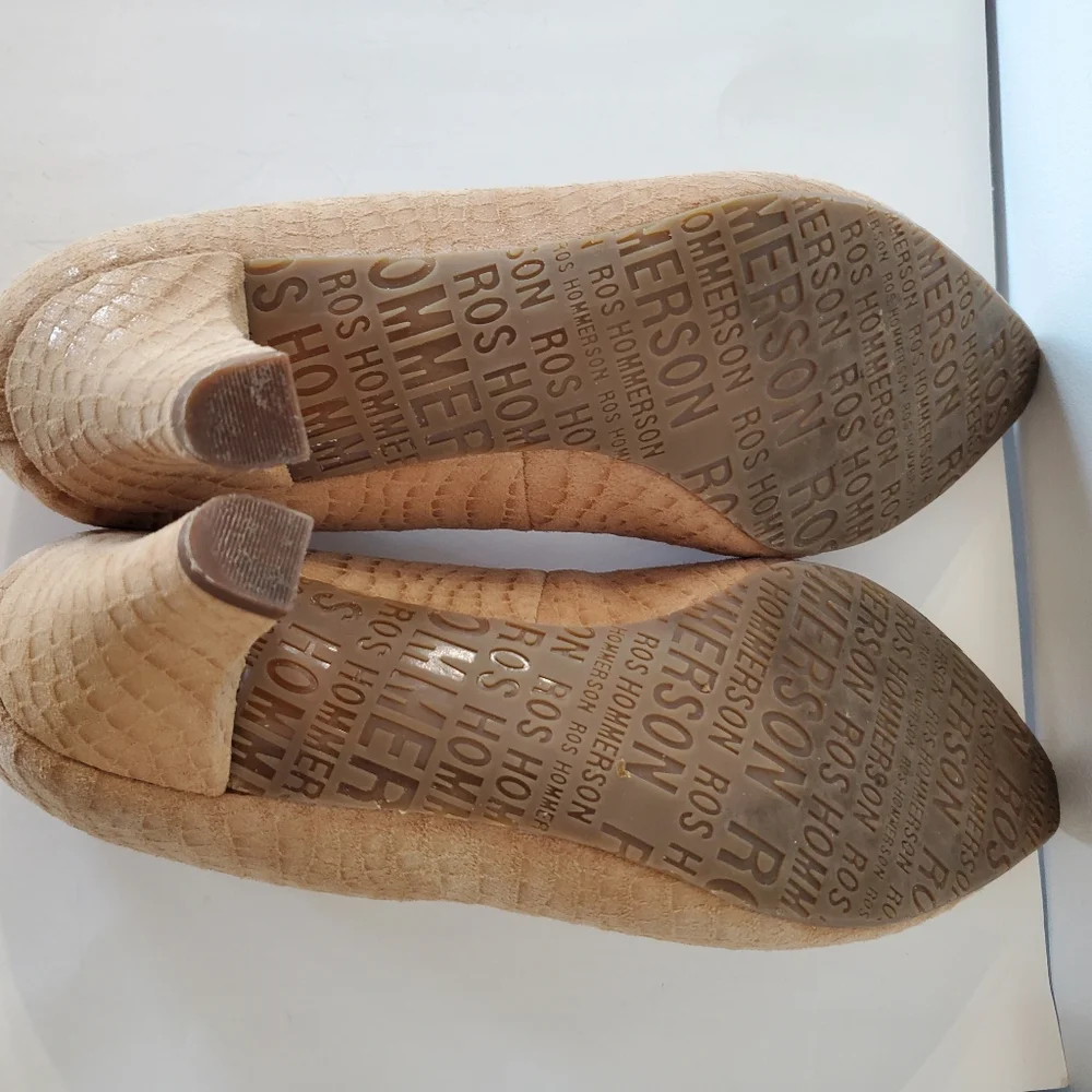 ROS HOMMERSON Sz 9 KARAT Nude Croc Leather Upper Pumps 2.5" Heel Comfort Office - Picture 7 of 15